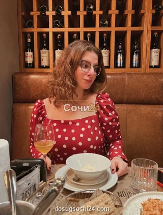 Кассандра — проститутка в районе Лоо