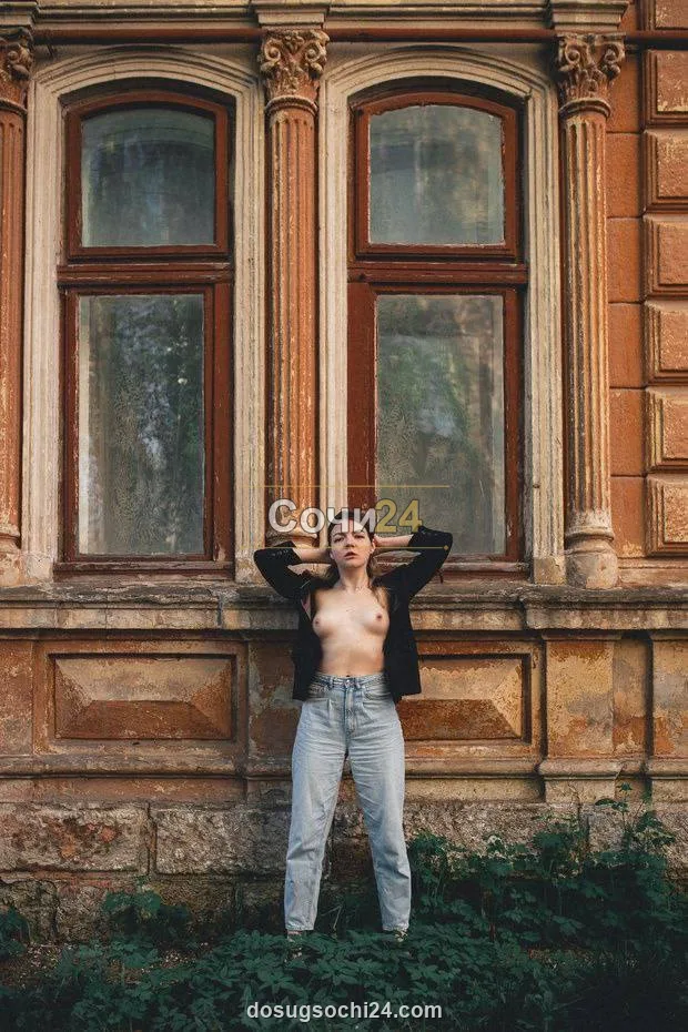 Вика — главное фото